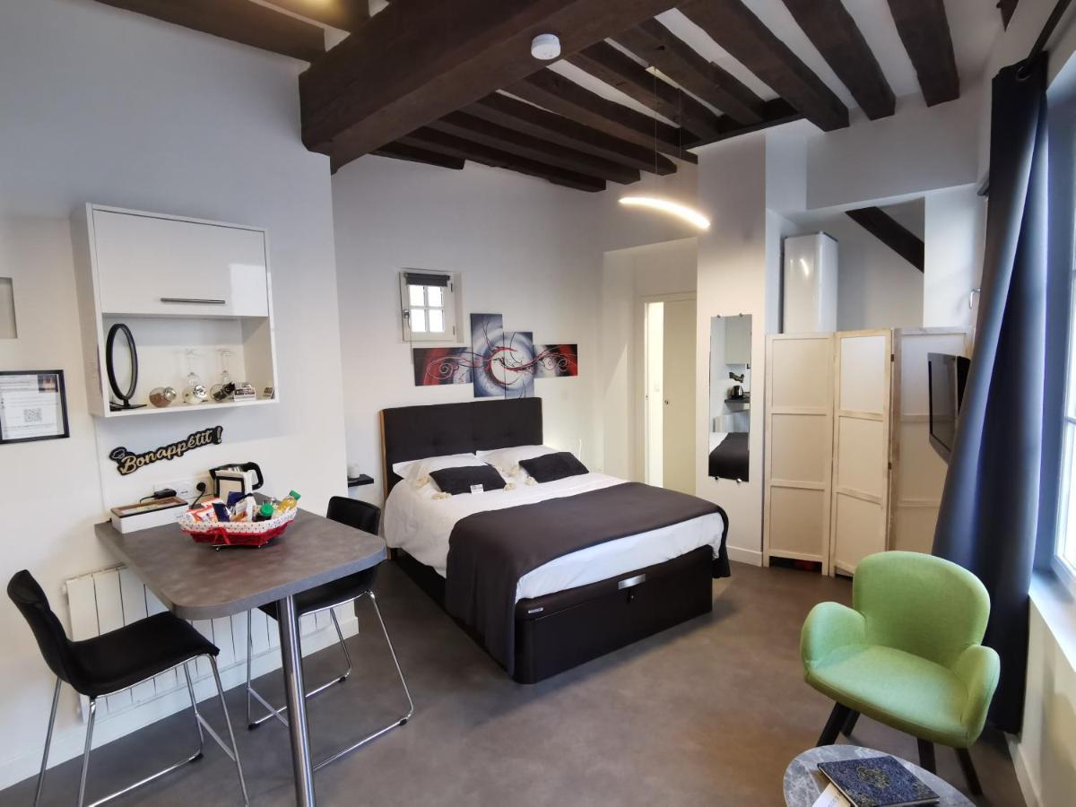 Apartment Le Saint-aignan, Nuits-chartraines, Parking Prive A Quelques Minutes, 3 Etoiles