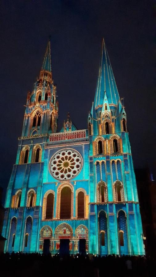 Le Saint-aignan, Nuits-chartraines, Parking Prive A Quelques Minutes, 3 Etoiles